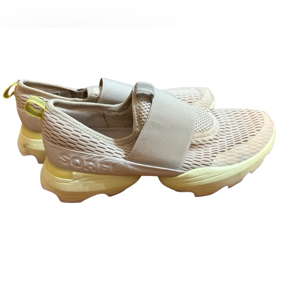 SOREL Kinetic Impact Strap Sneaker Women's Dark Stone (yellow&beige) Sz 8
